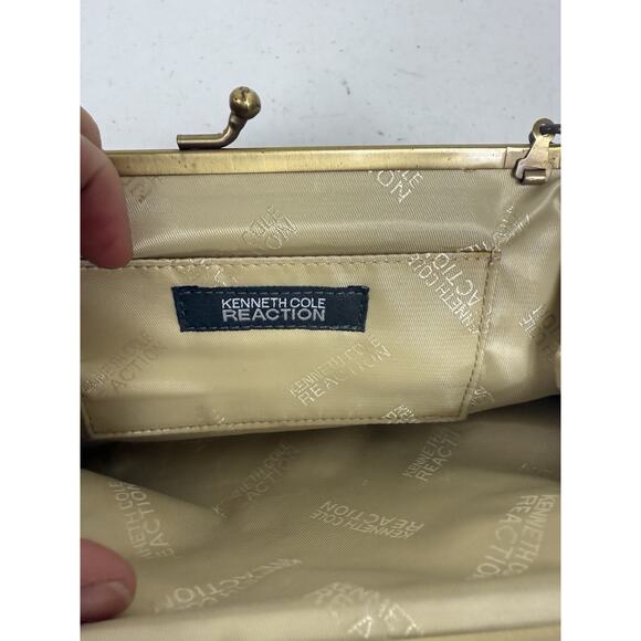 Vintage Kenneth Cole Reaction Gold Kiss‎ Lock Clutch Evening Bag - Picture 6 of 6